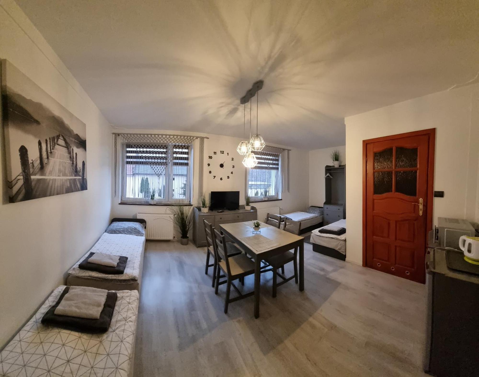 Noclegi Na Lacznej Świebodzice Exterior foto