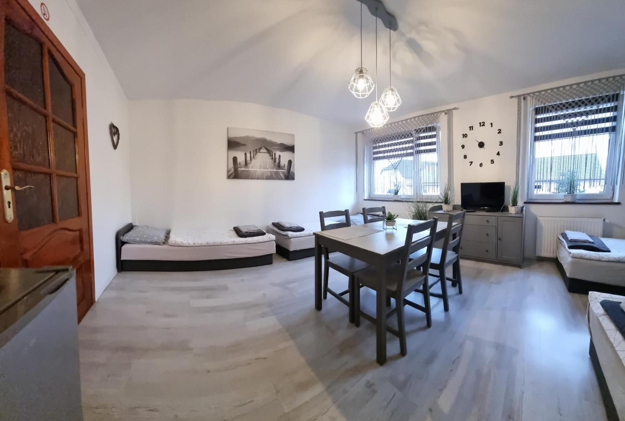 Noclegi Na Lacznej Świebodzice Exterior foto