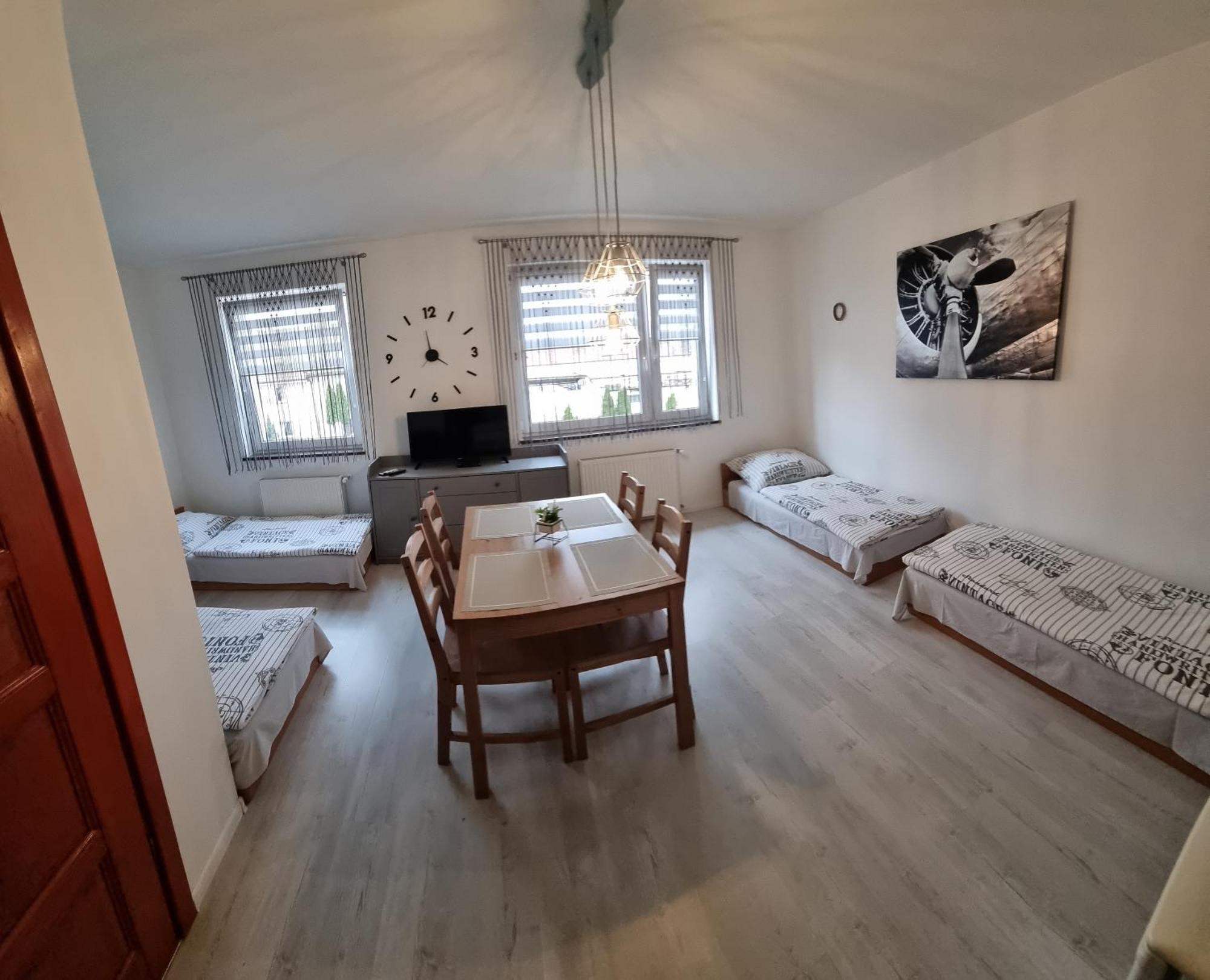 Noclegi Na Lacznej Świebodzice Exterior foto